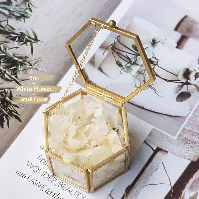 WeddingStory Shop Model 01 / Small 7.5x4.5 cm Custom Engraved Glass Wedding Ring Box