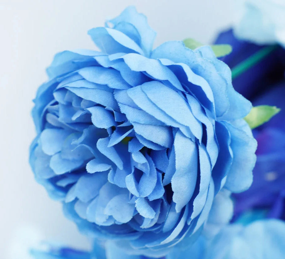 Luxury Royal Blue Wedding Backdrop Floral Arrangement