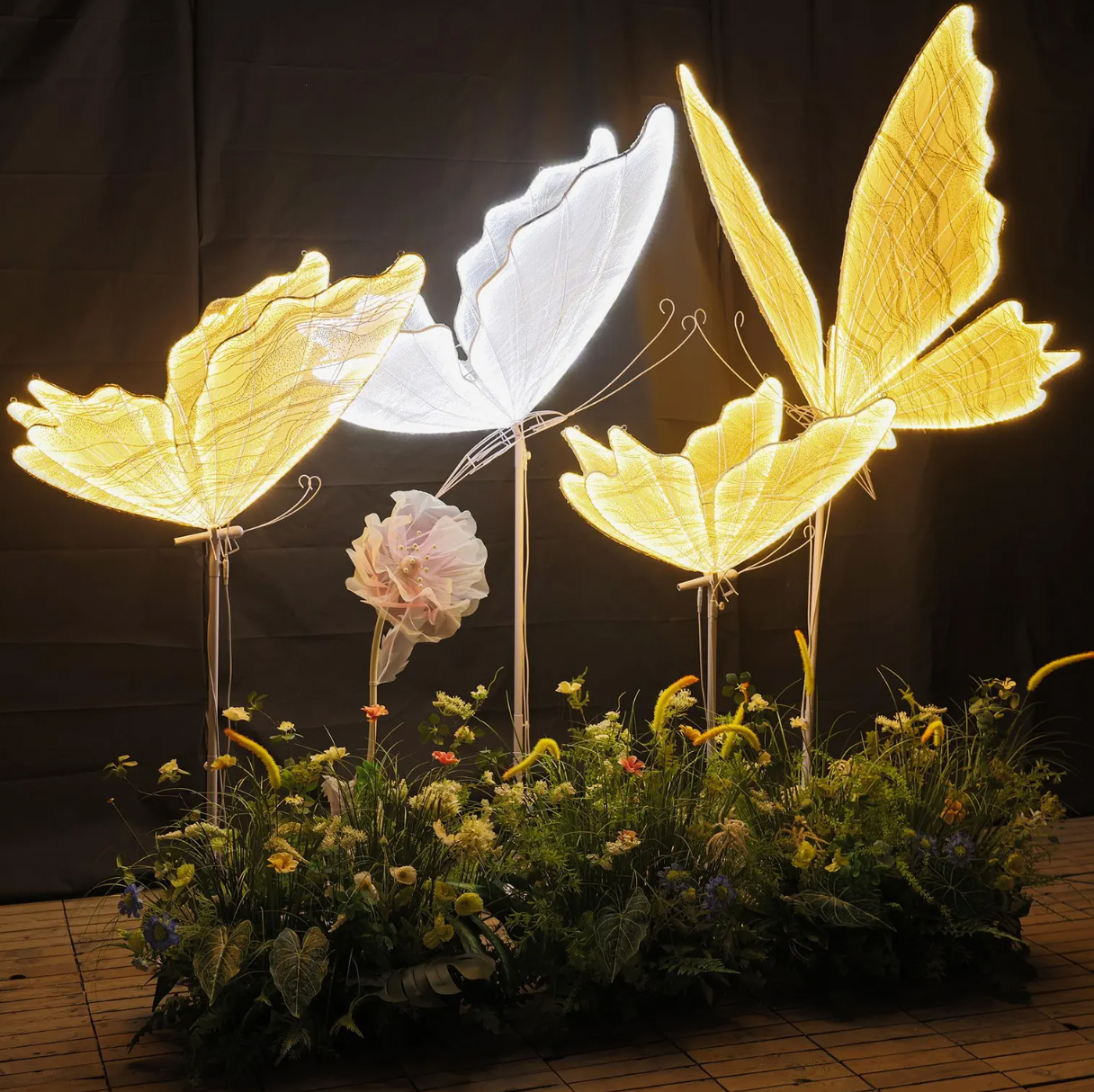 set of 4 LED butterflies and a flower 5 pcs total