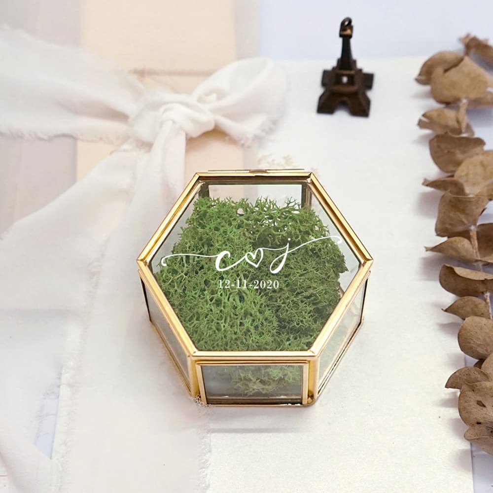 WeddingStory Shop Custom Engraved Glass Wedding Ring Box