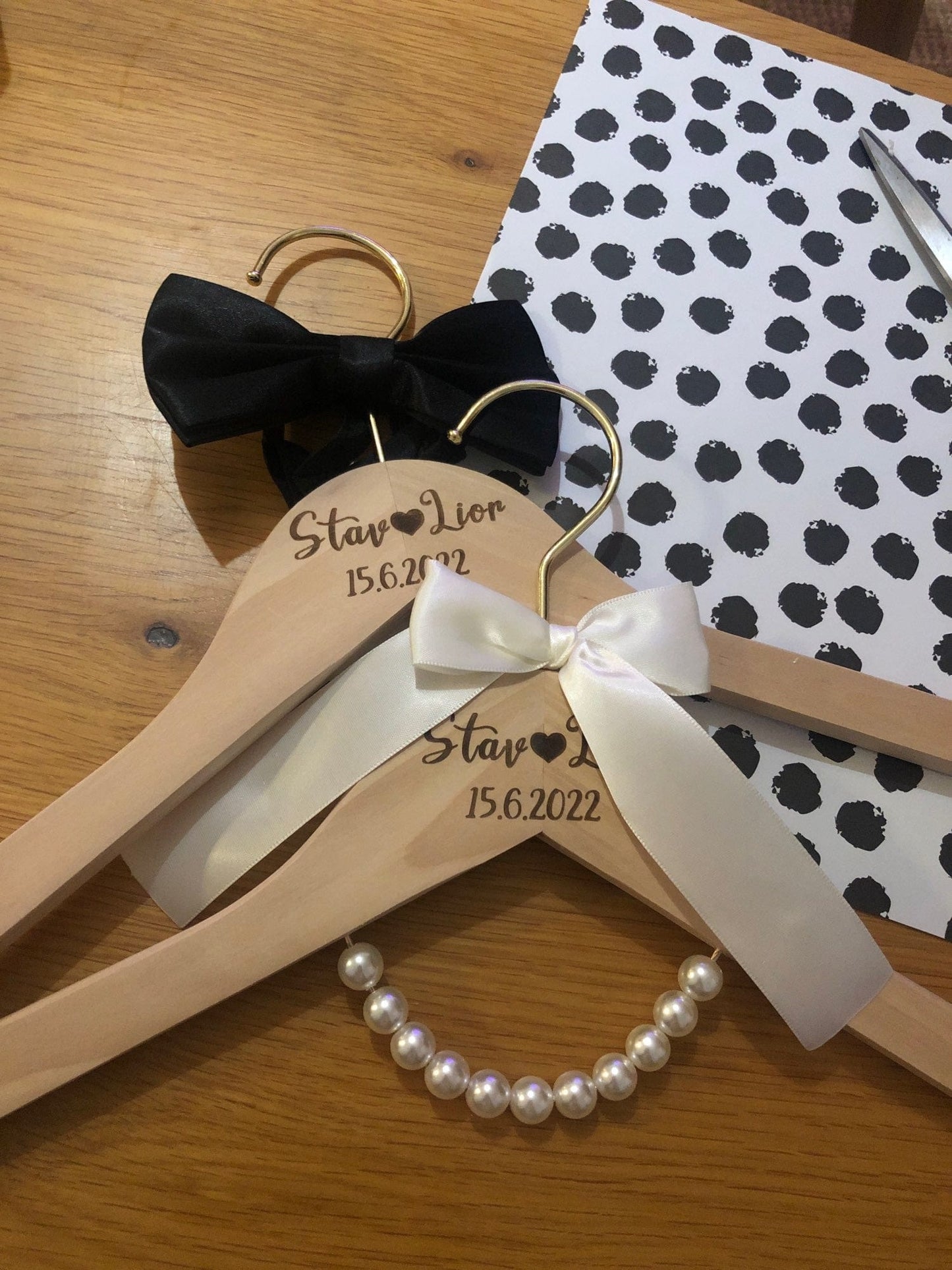 WeddingStory Shop Custom Engraved Hanger for Groom and Bride with Pearls