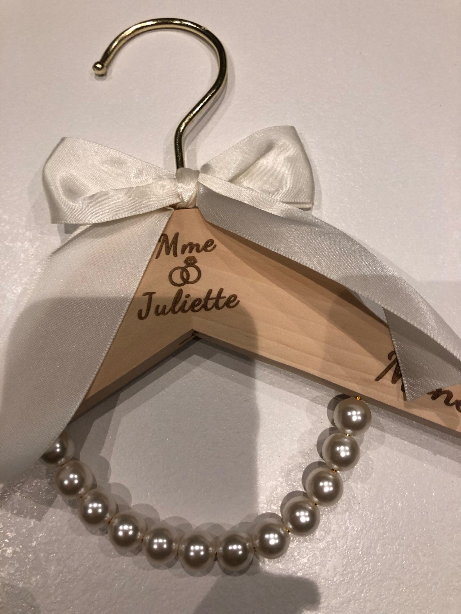 WeddingStory Shop Custom Engraved Hanger for Groom and Bride with Pearls