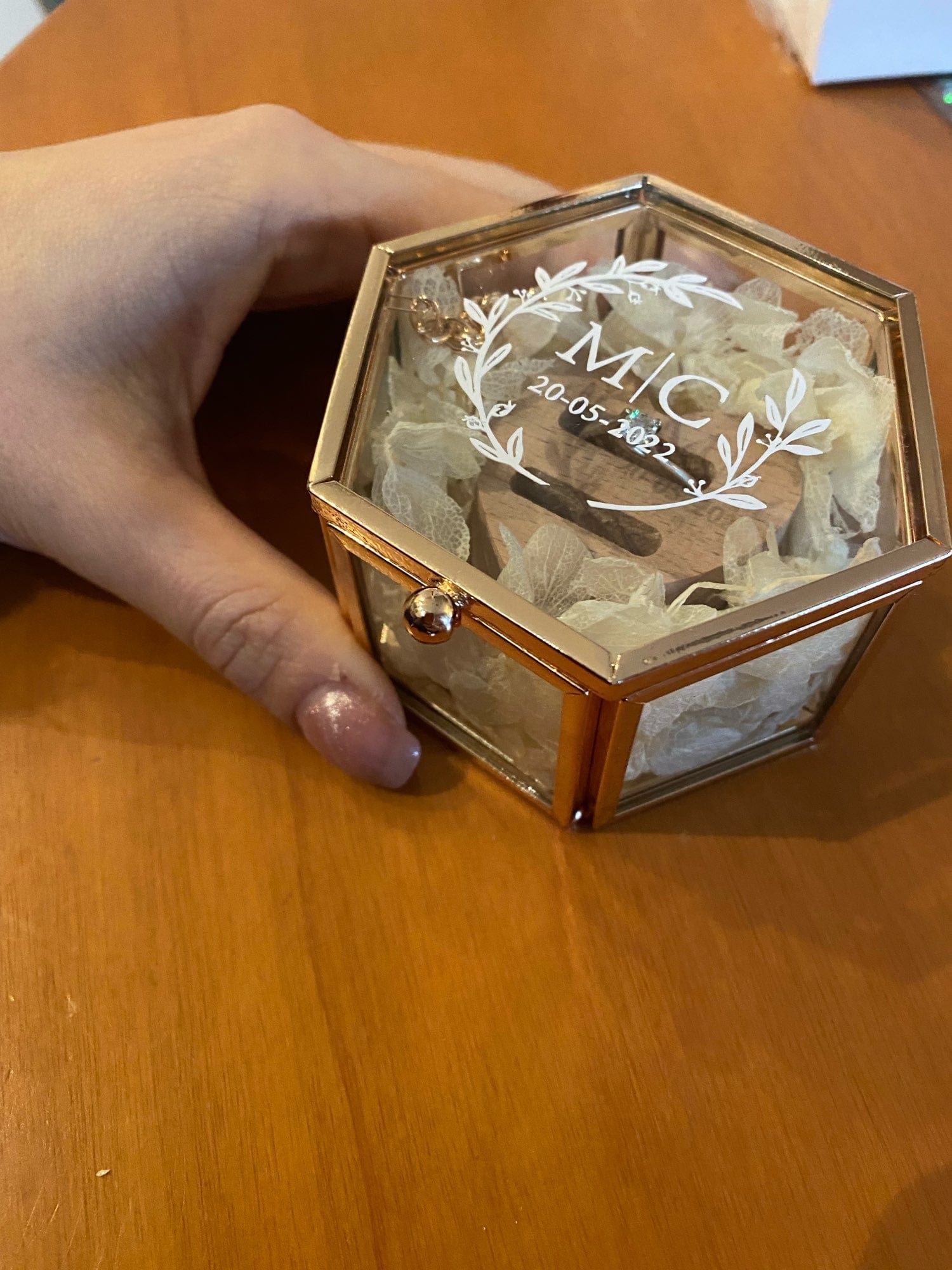 WeddingStory Shop Custom Engraved Glass Wedding Ring Box